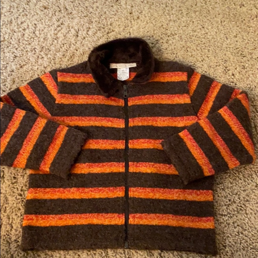 Contre Vents et Marees girls sweater